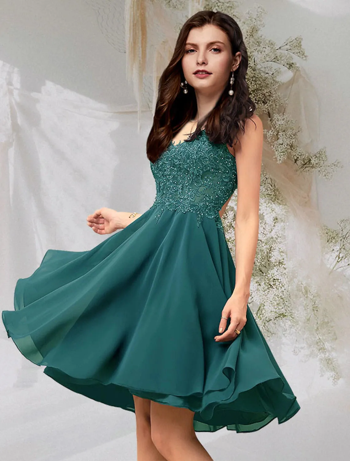 Aimishang  A-Line Cocktail Dresses Flirty Dress Homecoming Graduation Short / Mini Sleeveless V Neck Chiffon Backless with Beading Lace Insert