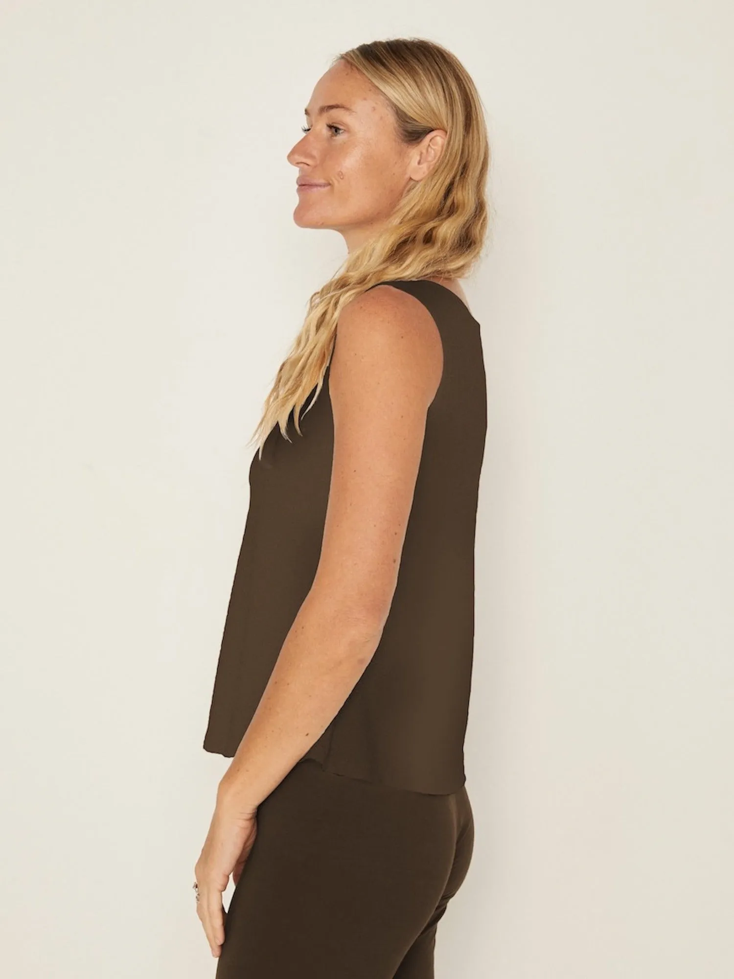 Bamboo Boat Neck Singlet - Cocoa