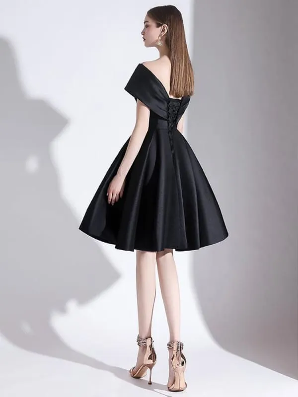 Evening Dress A-Line V-Neck Knee-Length Short Sleeves Lace-Up Pleated Satin Fabric Cocktail Dress Little Black Dress