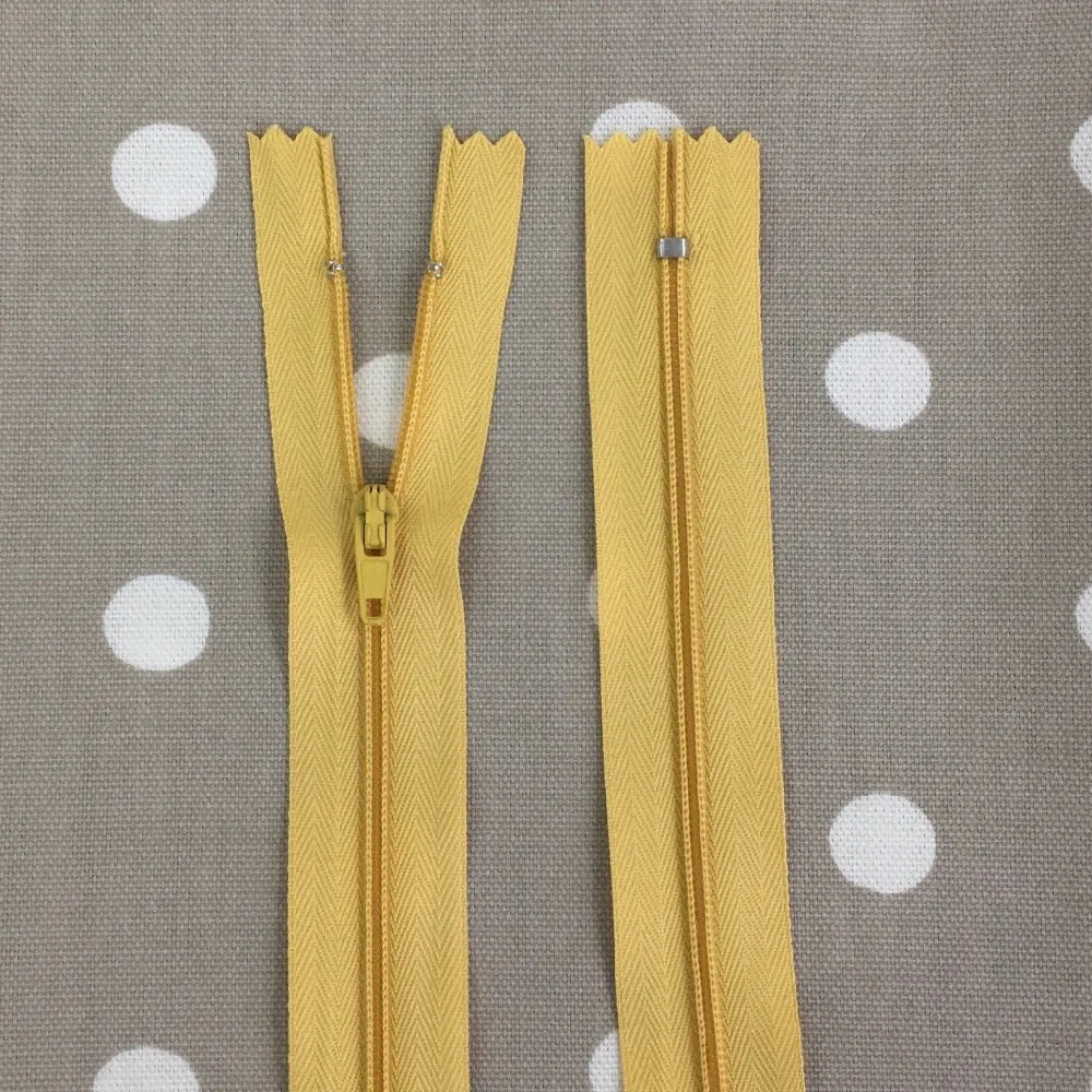 No.3 Closed End Nylon Zip - 36cm (14")