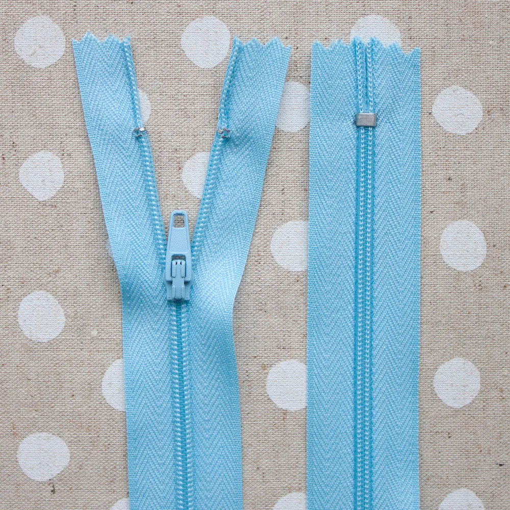 No.3 Closed End Nylon Zip - 36cm (14")