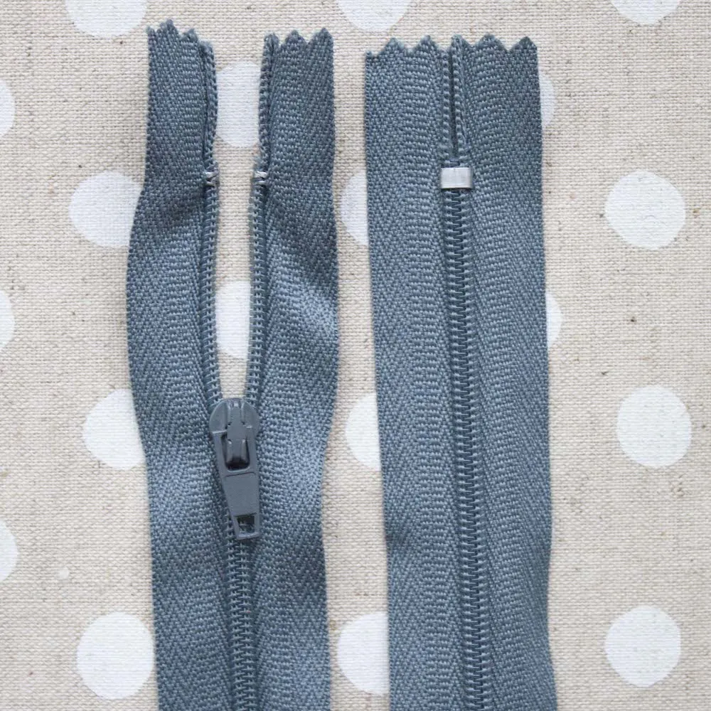 No.3 Closed End Nylon Zip - 36cm (14")