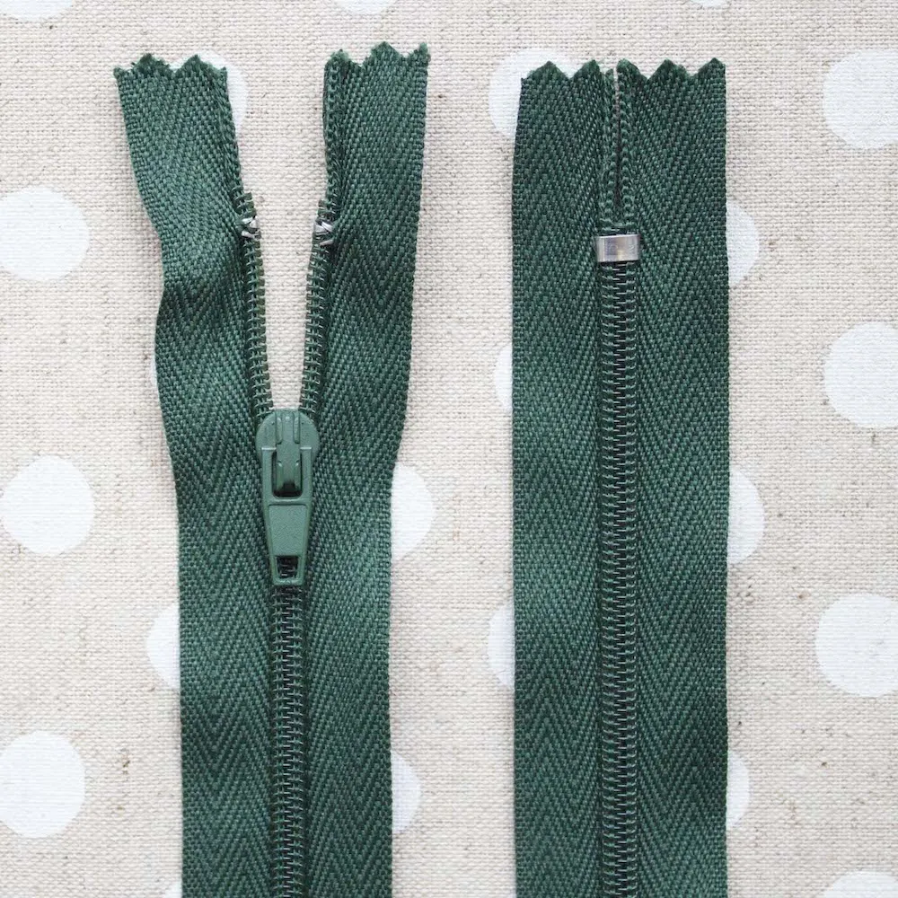 No.3 Closed End Nylon Zip - 36cm (14")