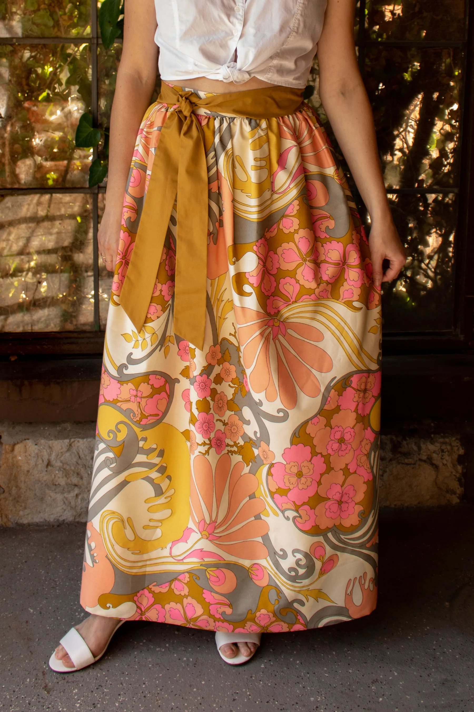 Vintage 1970s Psychedelic Floral Skirt - Small