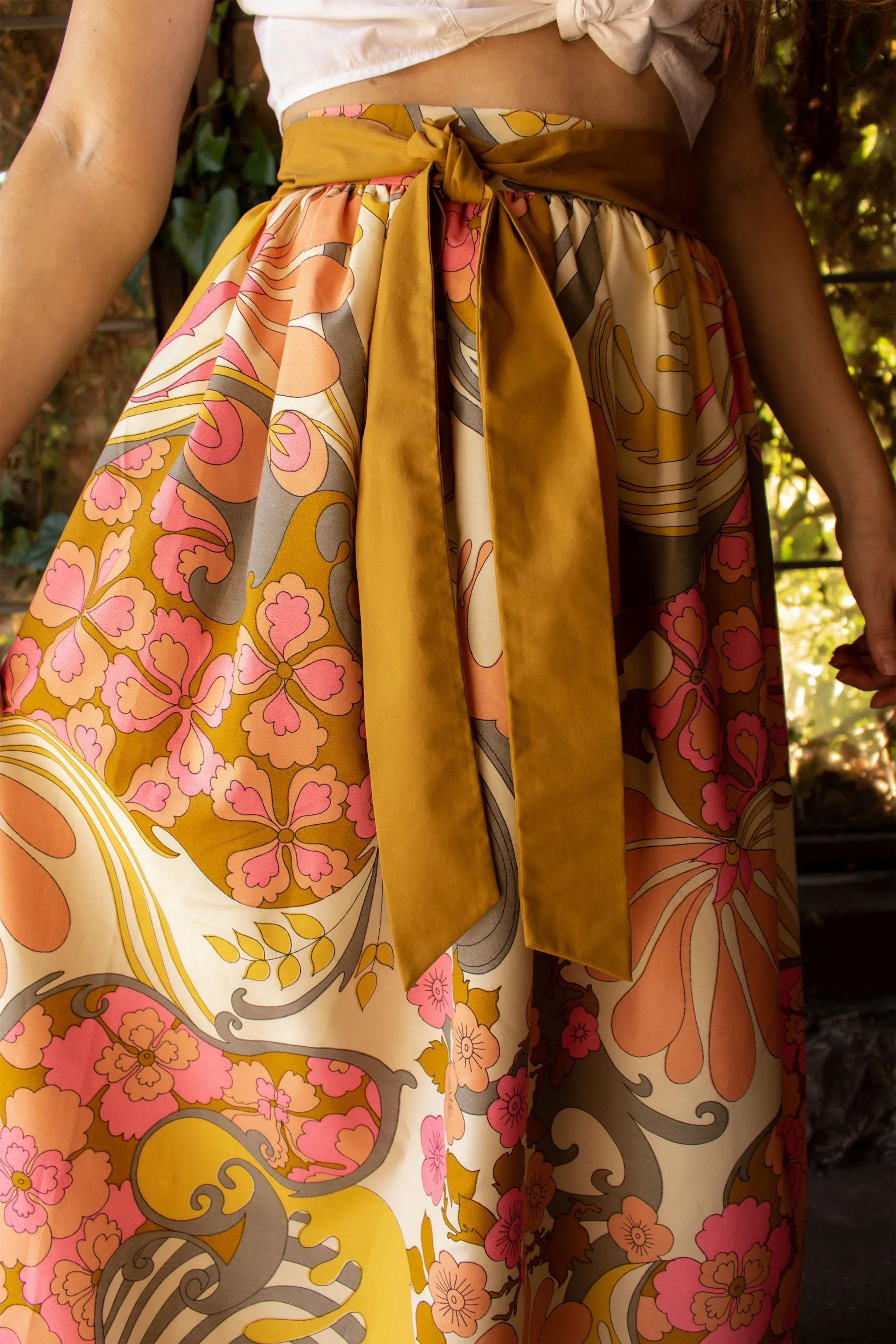 Vintage 1970s Psychedelic Floral Skirt - Small